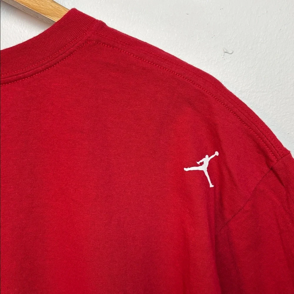 VTG Nike Air Jordan Retro Kicks T-Shirt Authentic‎ Classics Men’s Large Red